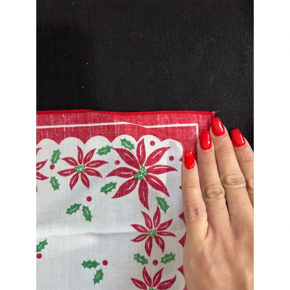 Vintage Christmas Poinsettia Holly Cotton Square Napkin Bandana Red White‎ 17x17